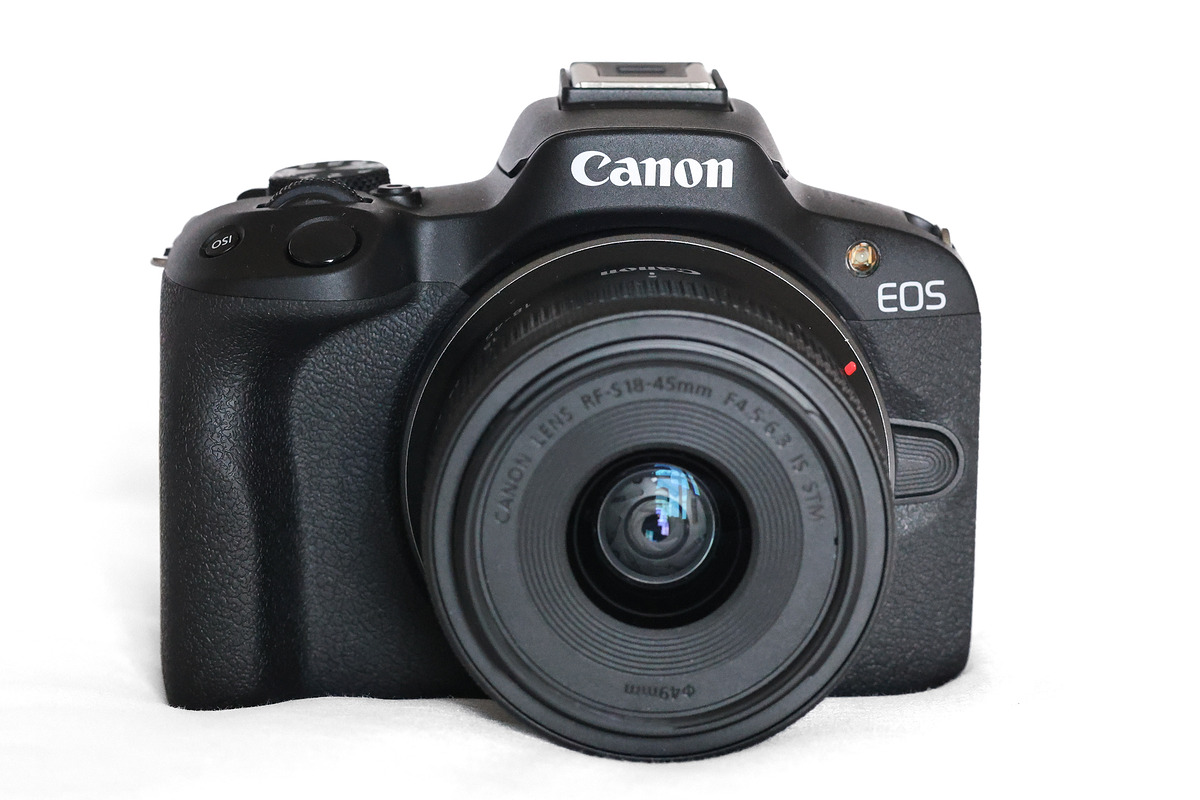 Máy Ảnh Canon EOS R50 kit RF-S 18-45mm F4.5-6.3 IS STM   (Mới 100%) Bảo hành chính hãng 02 năm trên toàn quốc Cover